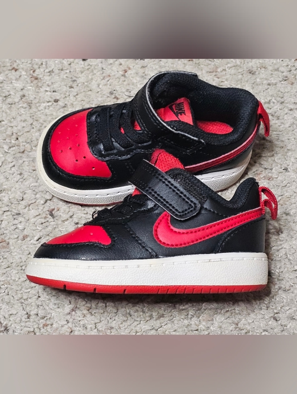 NIKE COURT BOROUGH LOW RECRAFT UNIVERSITY RED/BLACK-WHITE- Toddler size 4C